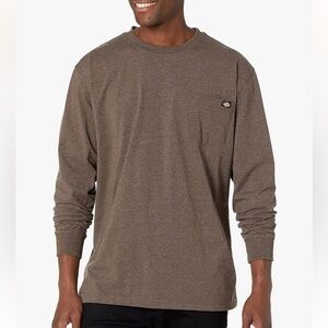 🚨 Dickies long sleeve - heavy weight - crew neck- men’s large